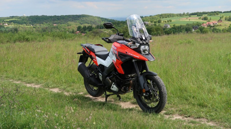 Suzuki V-Strom 1050 XT (4).JPG