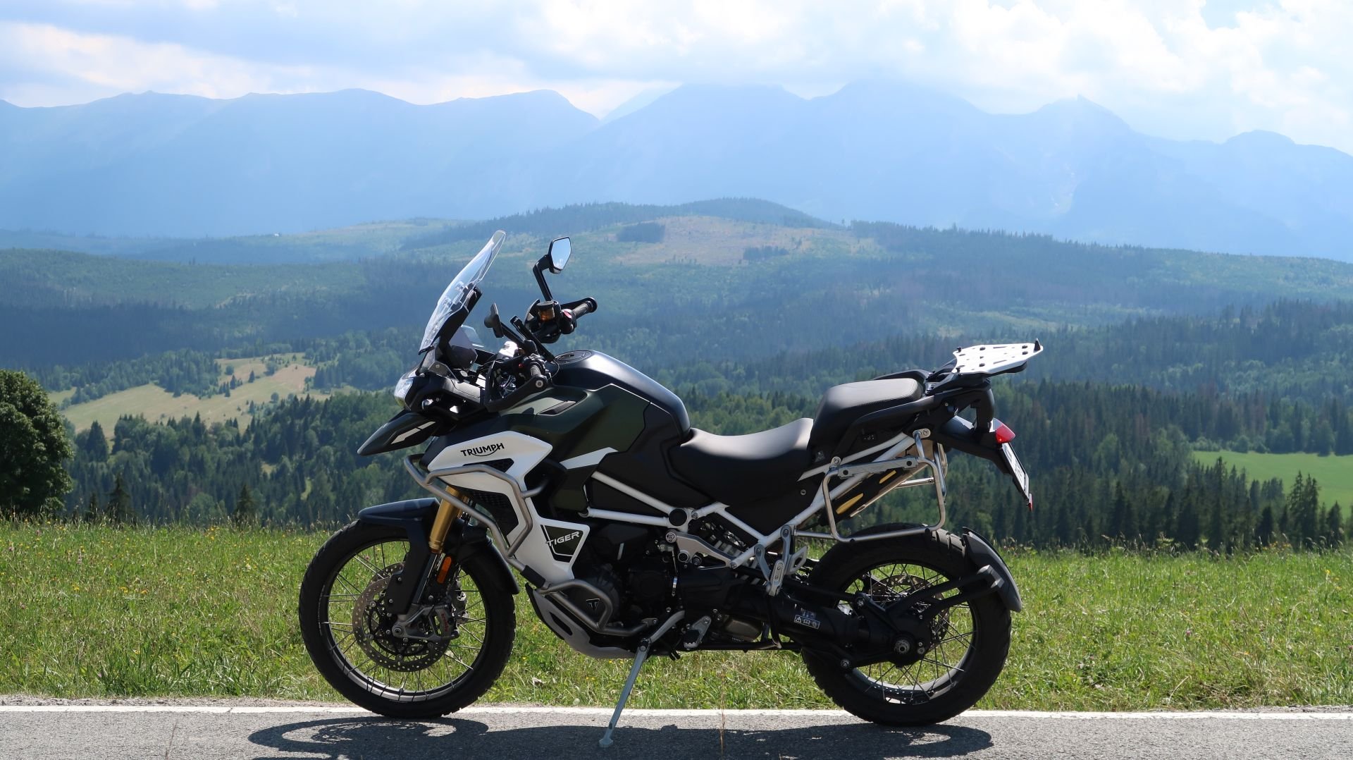 Triumph Tiger 1200 Rally Explorer (1).JPG