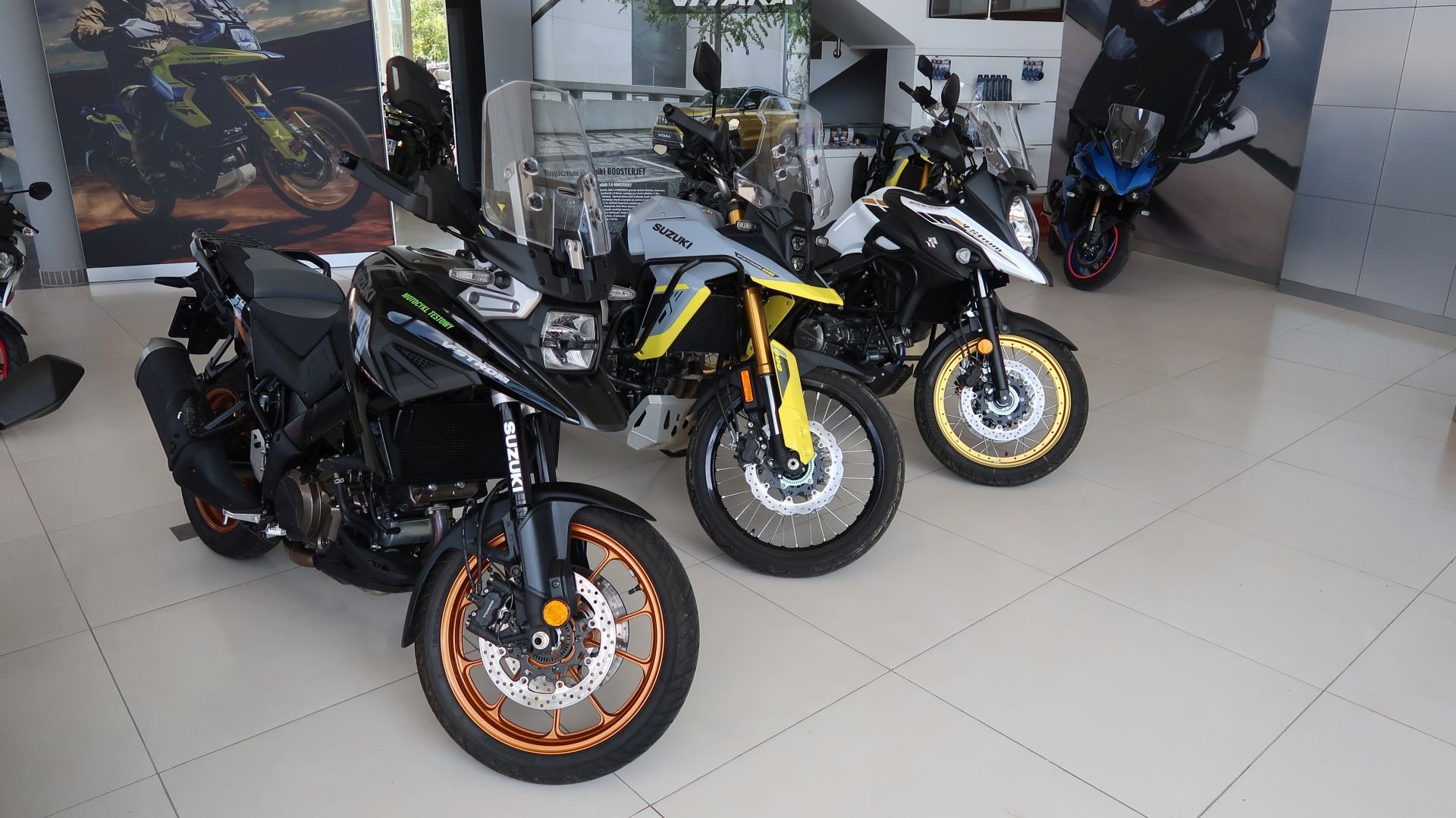 Suzuki - V-strom 1050, V-strom 800 DE, V-strom  650.JPG