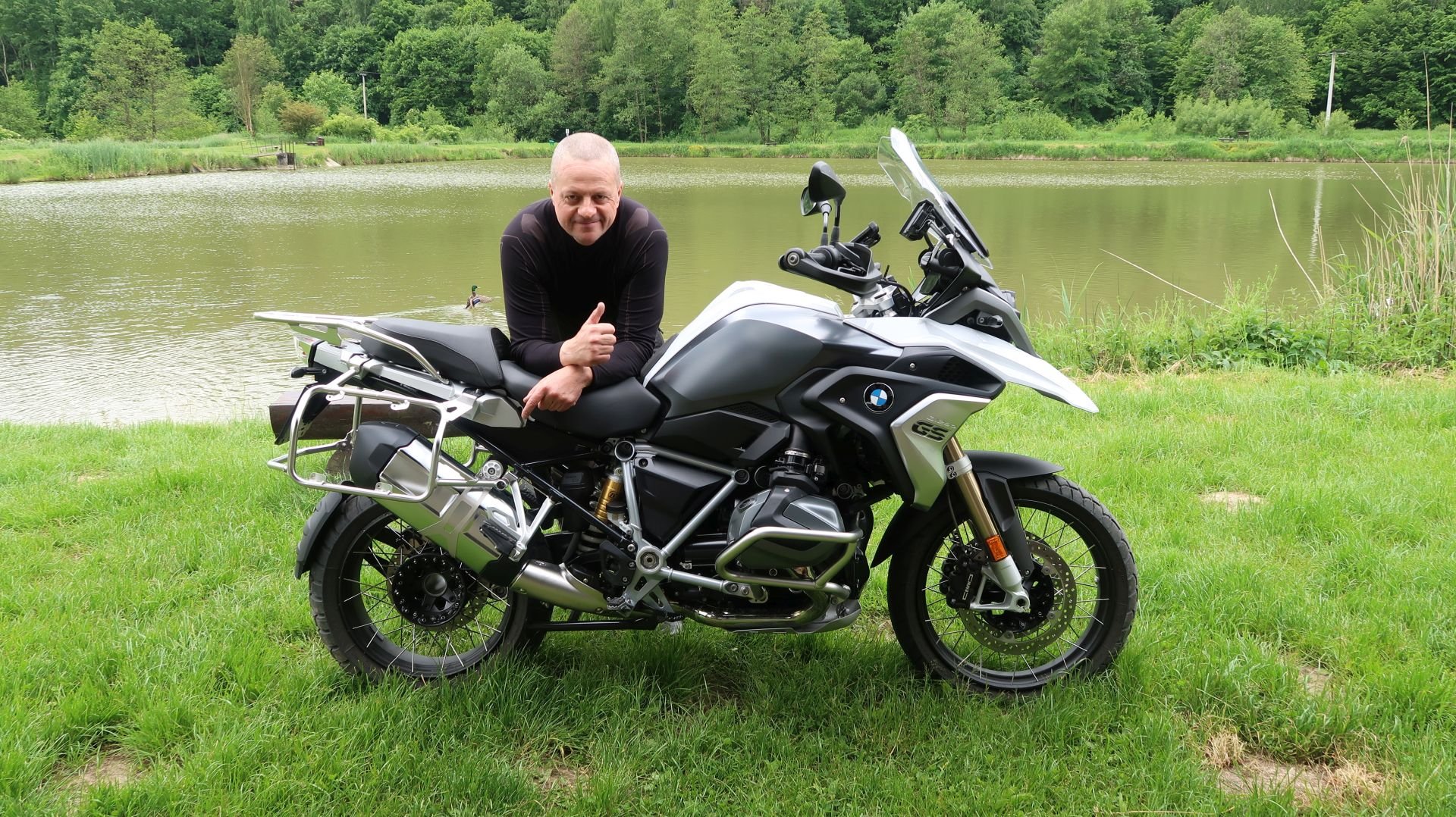 Iżu na BMW R1250 GS.jpg