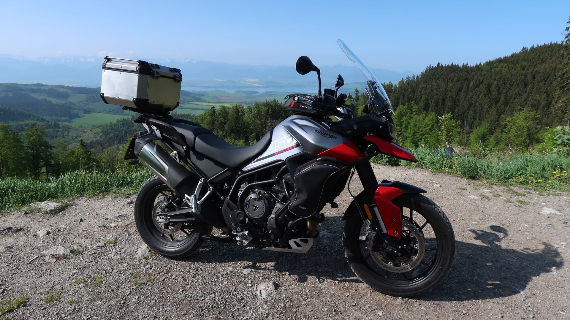 Triumph Tiger 850 Sport (Słowacja).JPG