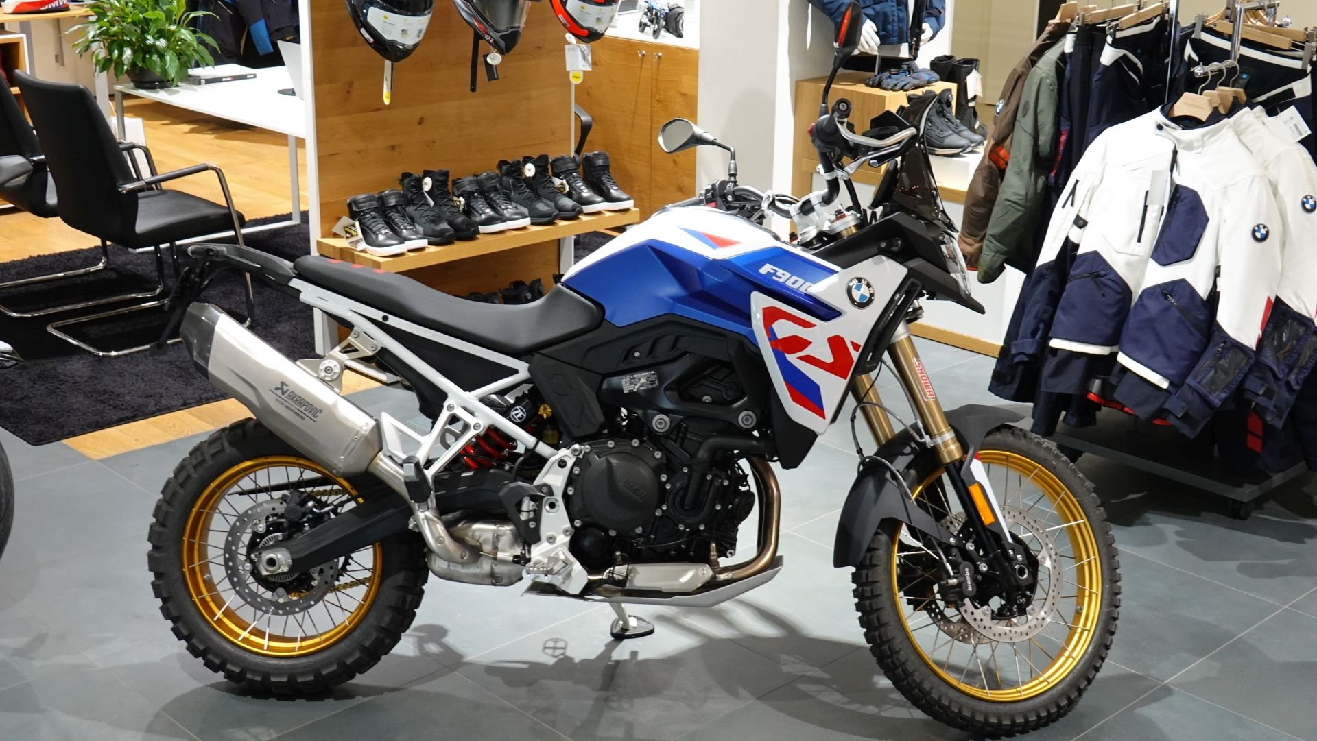 BMW F900 GS (1).JPG