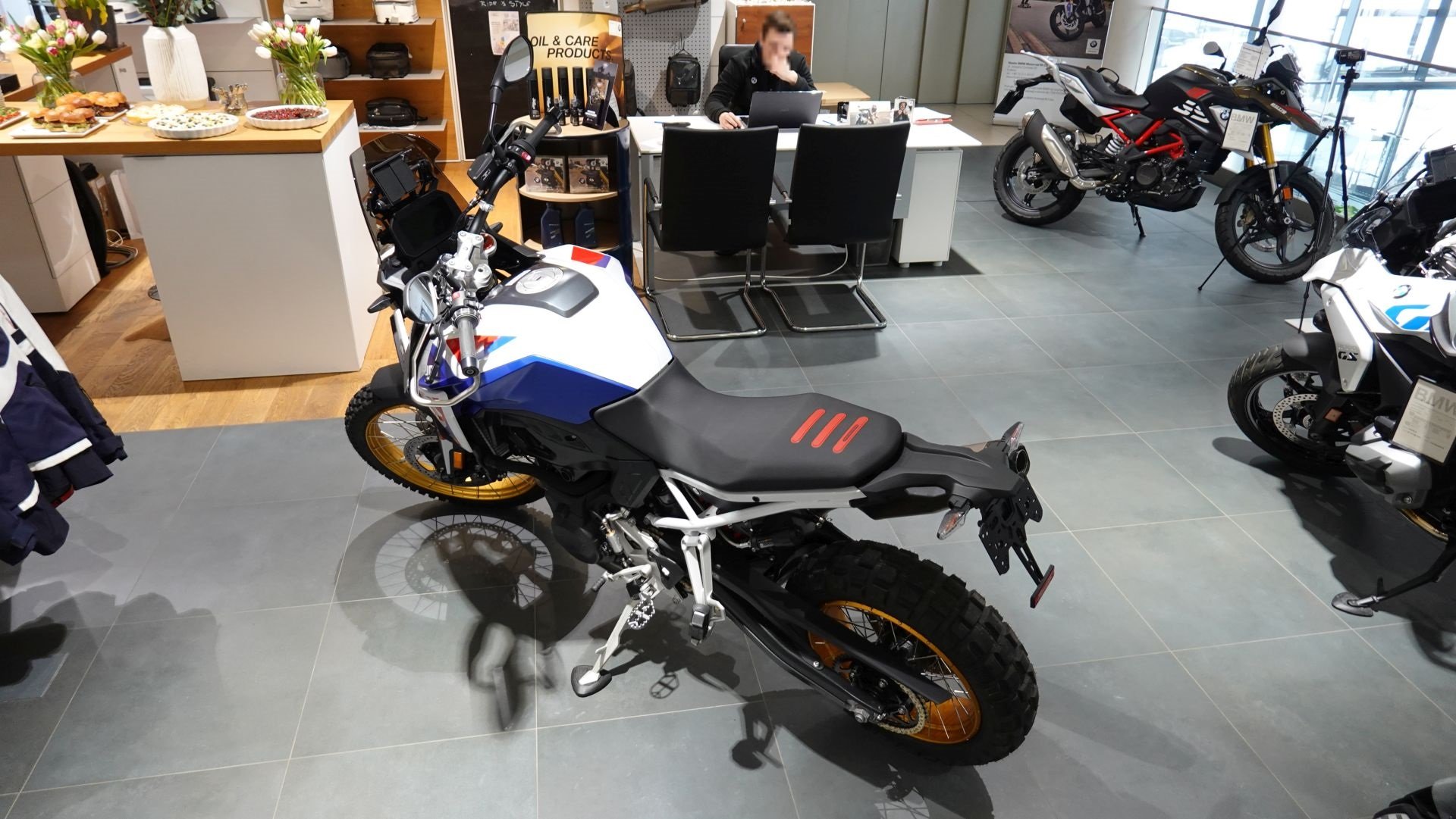 BMW F900 GS (4).jpg