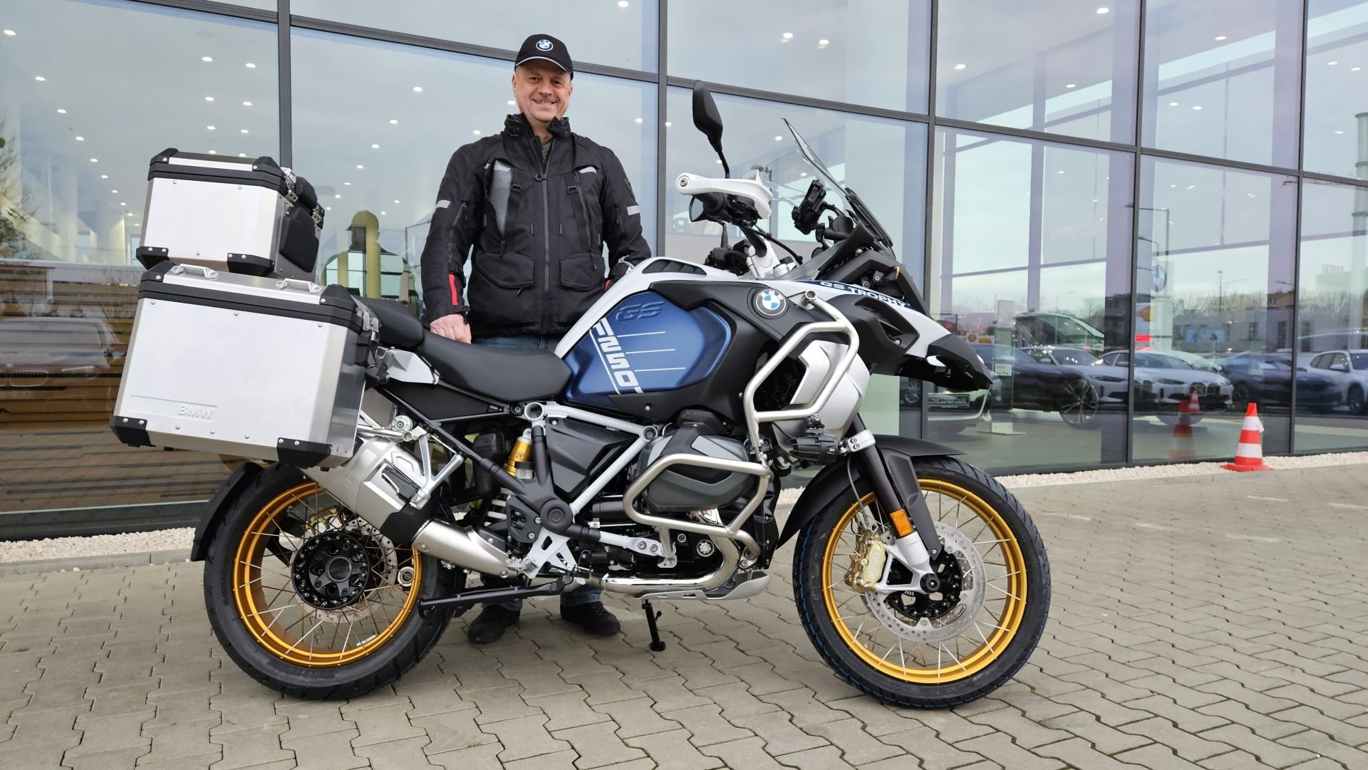 BMW R1250 GS ADV - odbiór z salonu M-Cars (5).jpg