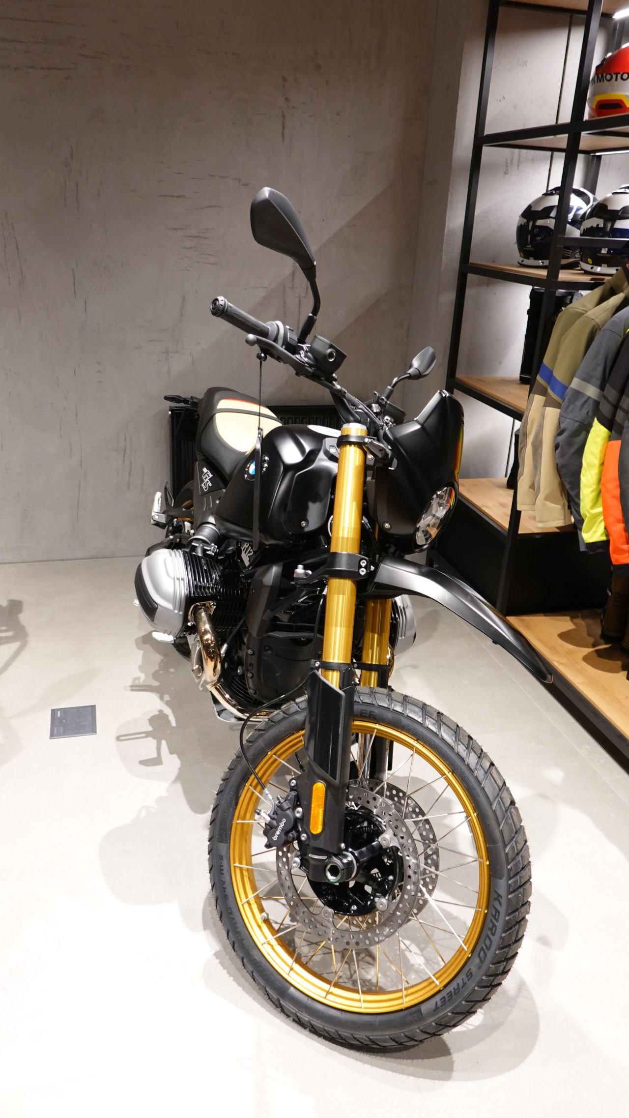 BMW R12 GS (2).JPG