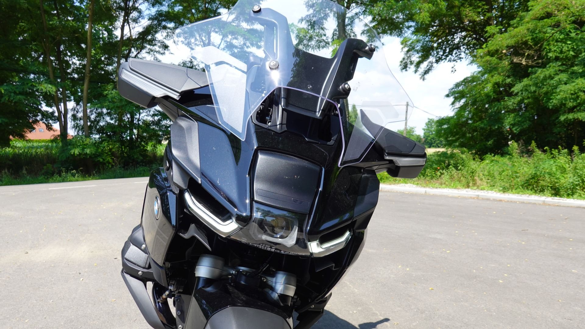 BMW R1300 RT - reflektor adaptacyjny Matrix LED.JPG