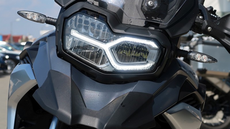 BMW F750GS - światło do jazdy dziennej.JPG