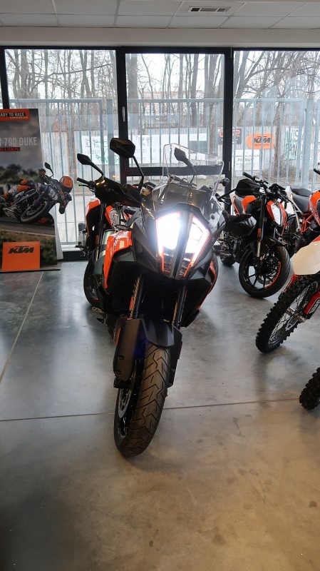 KTM 1290 Super Adventure S (7).JPG