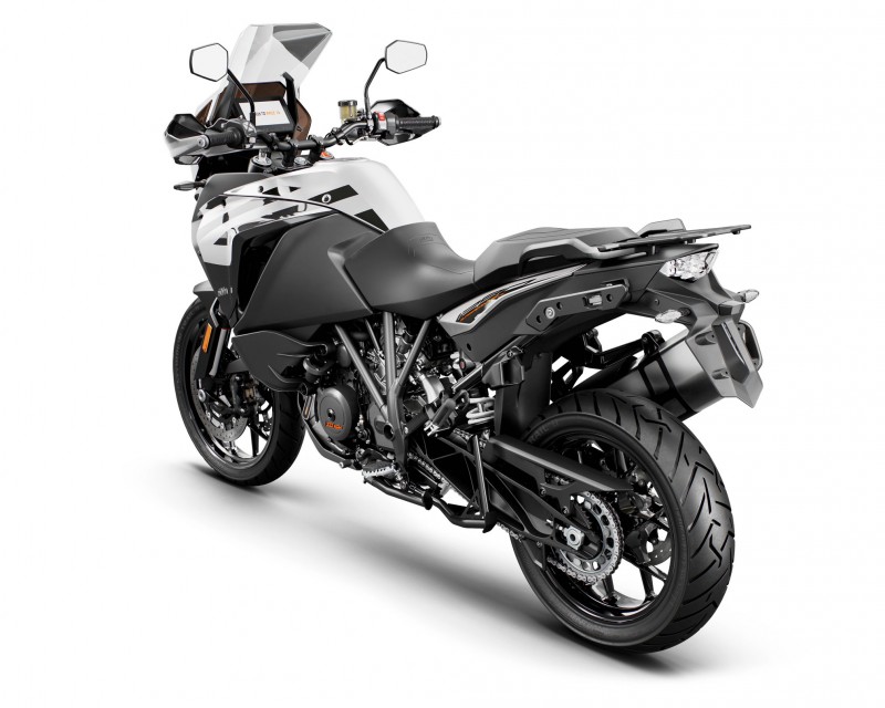 2019-KTM-1290-Super-Adventure-S2.jpg