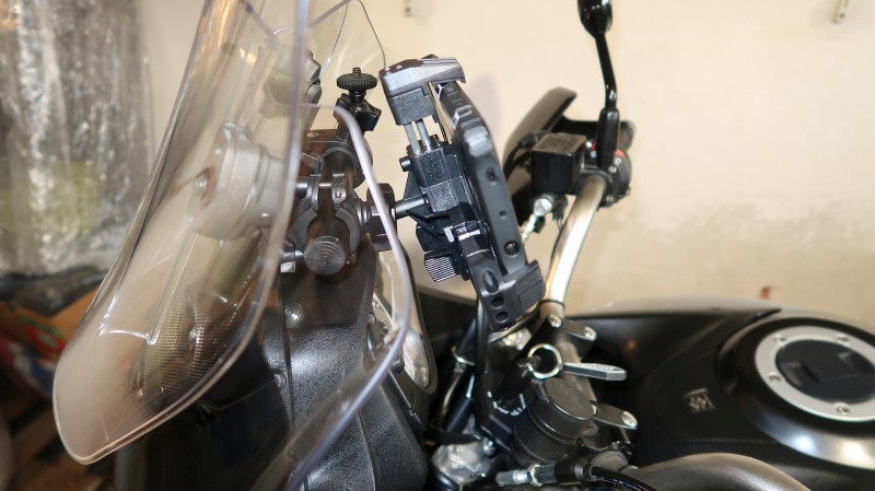 GPS Mobile Holder Cosmo & Givi (13).JPG