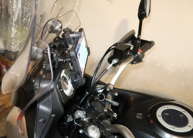 GPS Mobile Holder Coso & Givi (14).jpg