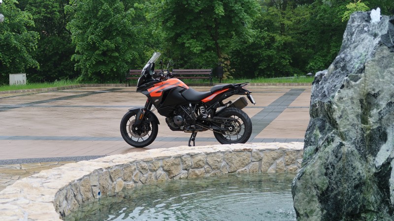 KTM 1290 Super Adventure S (1).JPG