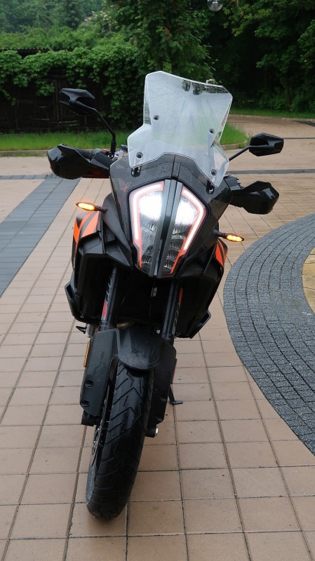 KTM 1290 Super Adventure S (19).JPG