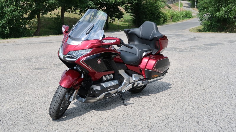 Honda Gold Wing Tour DCT & Airbag 2019 (2).JPG