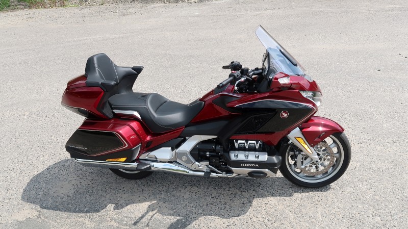 Honda Gold Wing Tour DCT & Airbag 2019 (3).JPG