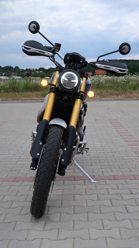 Triumph Scrambler 1200 XE (5).JPG